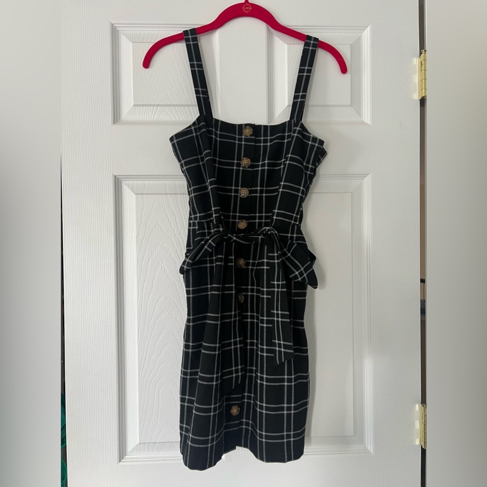 Abercrombie black and white dress